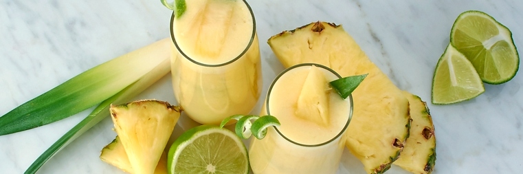 gaivus ananasų namų gėrimas