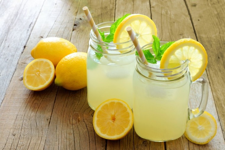 klasikinis-gaivusis gėrimas-limonadas