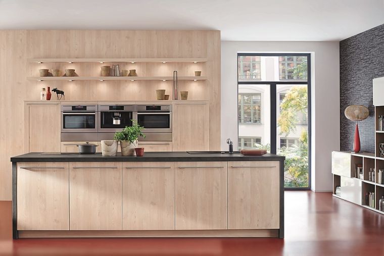 legno-chiaro-cucina-mobili-moderni-specie-rivestimento-legno