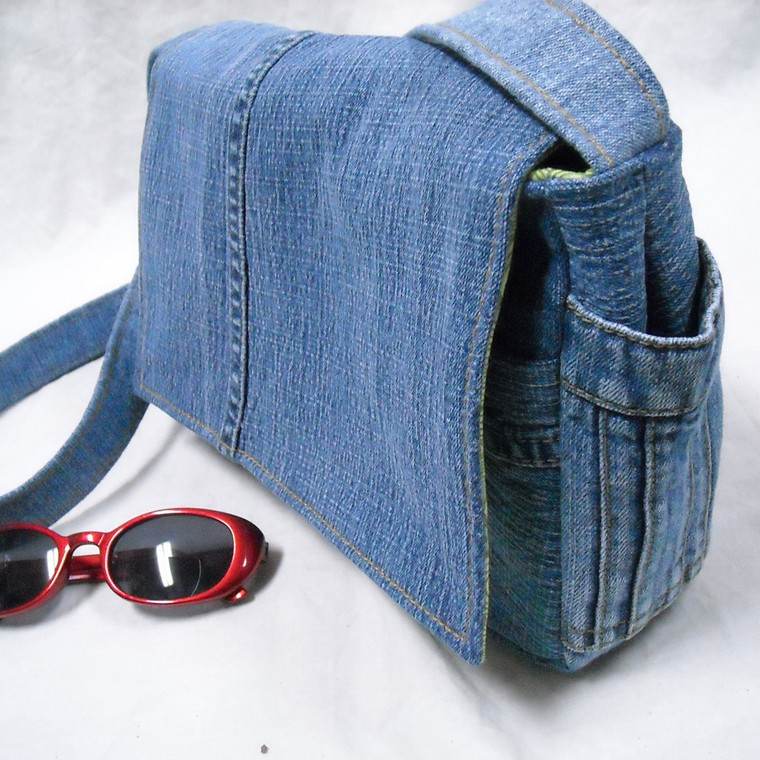 Idea di tracolla borsa fai da te borsa denim fai da te