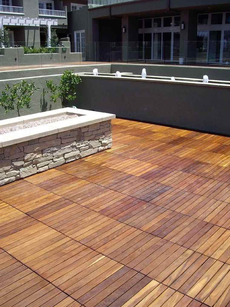 terrazza paesaggistica idea pavimentazione esterno alla moda terrazza contemporanea