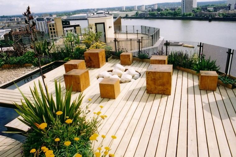 terrazzo rivestimento in legno naturale mobili da esterno idea trendy per rivestire pavimento in legno