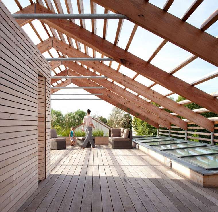 kaip išdėstyti medinės terasos idėją išorinėms medinėms grindims