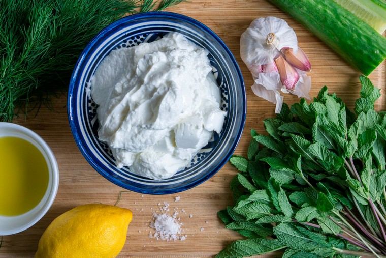 tzatziki-facile-ricetta-cetriolo