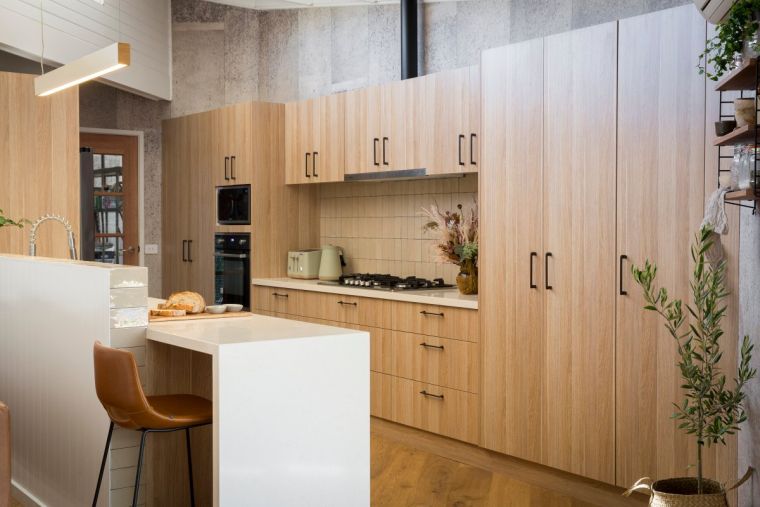 cucina in legno a misura di bambino