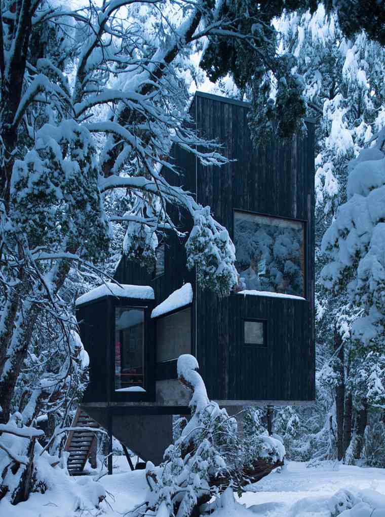 costruttore di case in legno DRAA-cabin-shangri-snow-silence