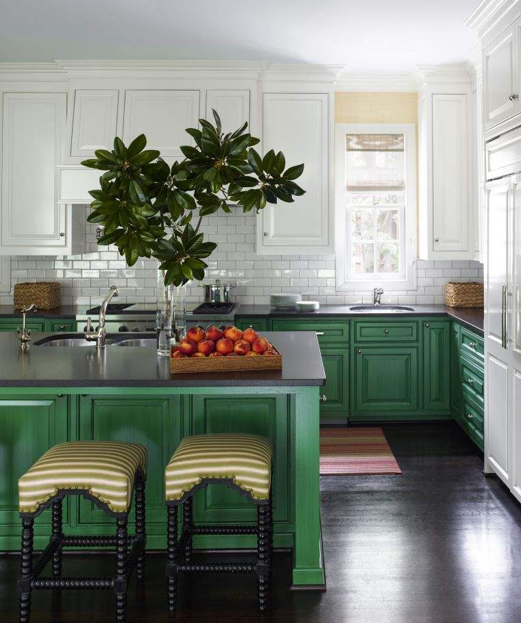 žali virtuvės baldai