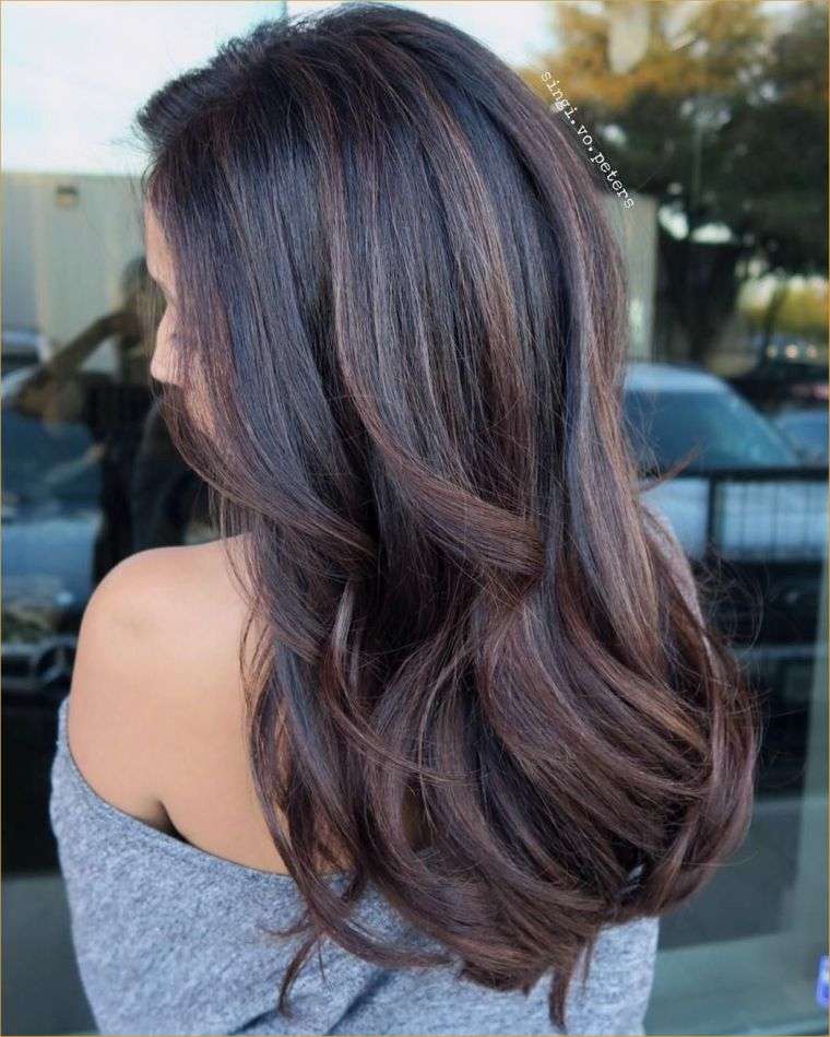 balayage-hair-caramel-color-trend-2018