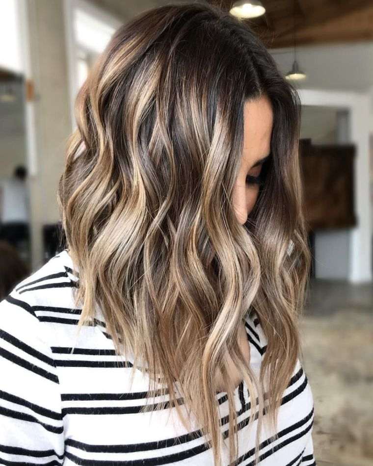 colore dei capelli balayage alla moda degradato-profondo