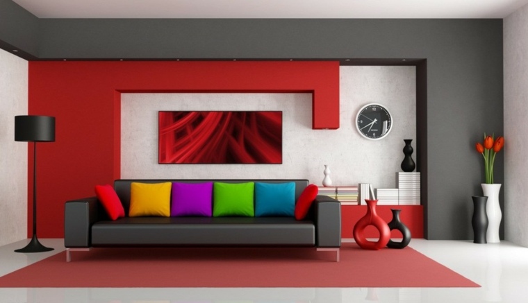 šiltos spalvos interjero dažai gyvenamajame kambaryje
