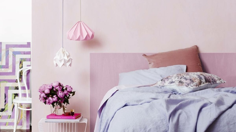 rožinė miegamojo spalva