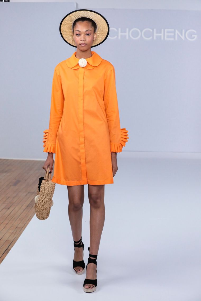 narancssárga ruha nőknek nyáron