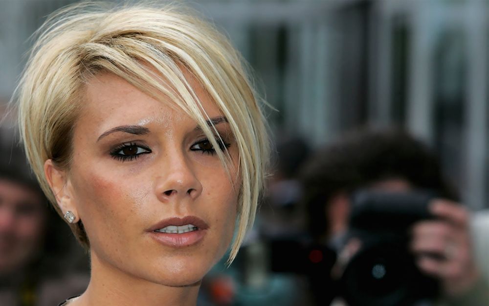 sophie davant kirpimas blondinė victoria beckham