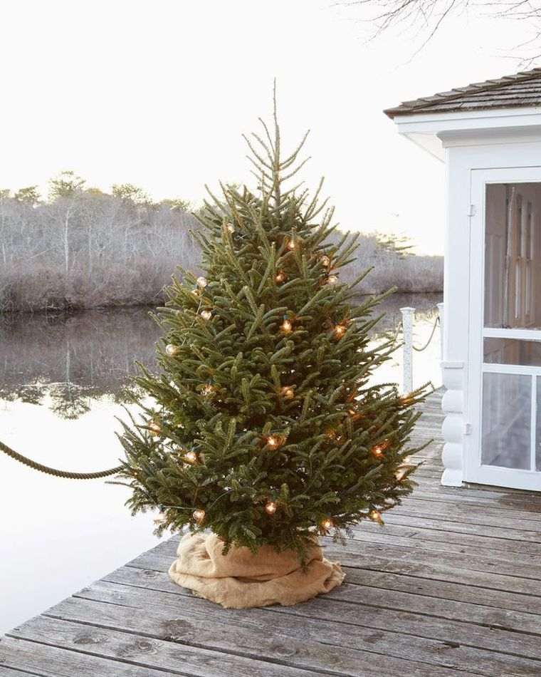 realizzare un supporto per l'albero di natale in tessuto idea copertura per i piedi dell'albero