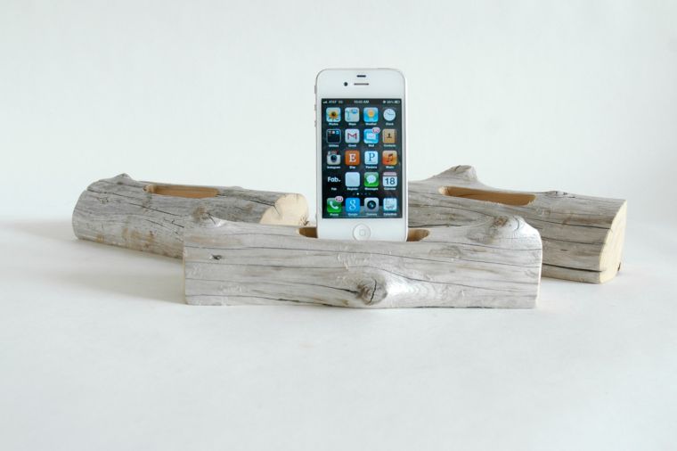 fare una decorazione in legno galleggiante docking station per telefoni cellulari