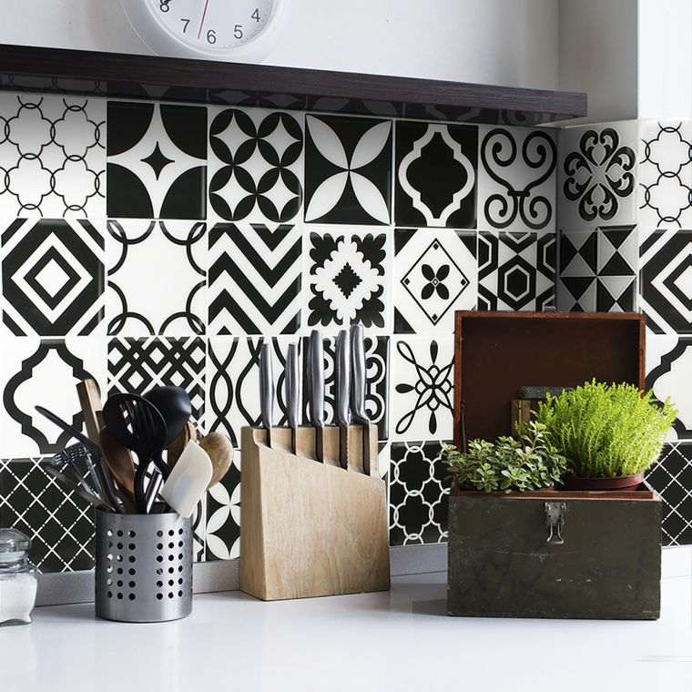 paraspruzzi cucina moderna patchwork-colore-bianco e nero