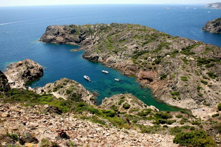 Mediterrán hajóút Baie-des-Rosas-ban