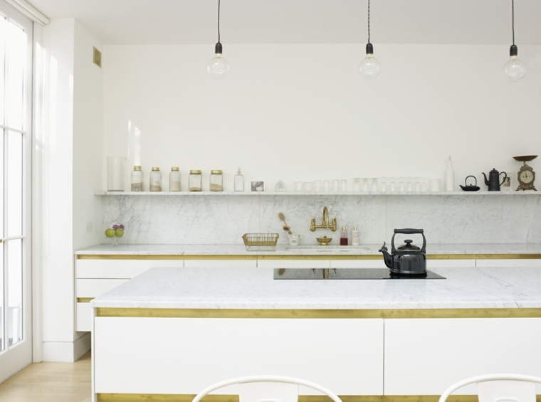 design contemporaneo della cucina minimalista bianca