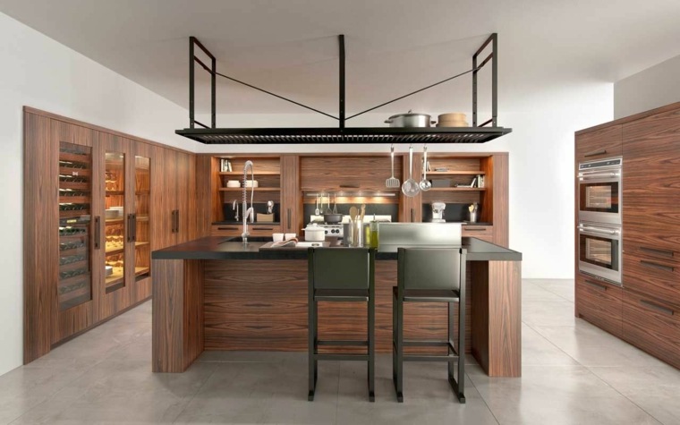 šiuolaikiška elegantiška medinė virtuvė
