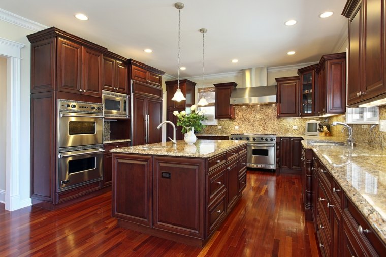 elegantiškas modernus medinis virtuvės dekoras