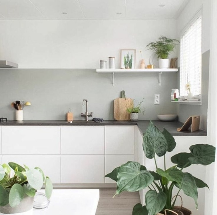 modernios l formos virtuvės deko-tendencija-natūralios atmosferos-balta-pilka-idėja