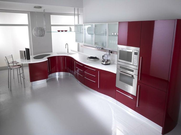 モダンな赤とグレーのキッチンインテリアデザインのアイデア