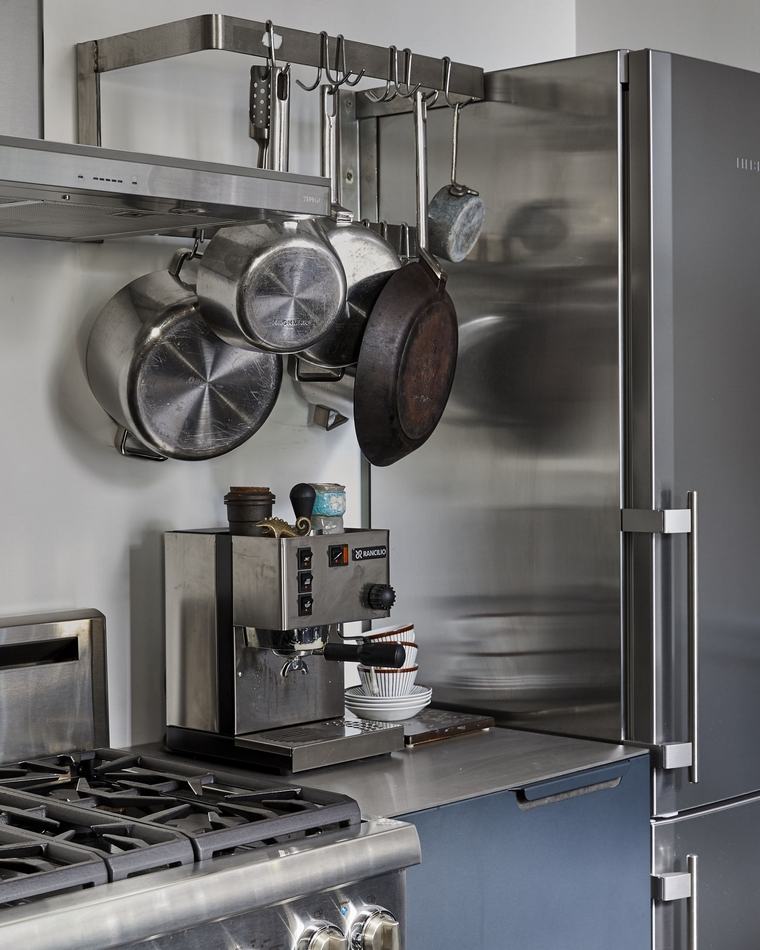 Ikea Kitchen - Amy Lindburg - San Francisco - aparat za kavu