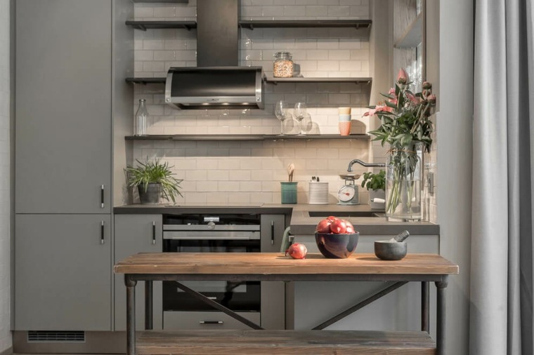 moderni medinė virtuvės dizaino rezidencija įrengti plytų sieną