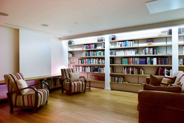 ideje-dizajn-deco-zidni-ormar za knjige-velika-rasvjeta-deco-fotelje ormar za knjige