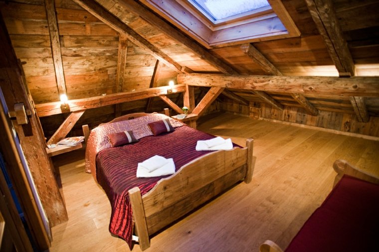 arredamento della camera da letto principale in stile chalet