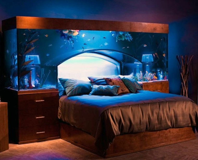 pajūrio miegamojo dekoras akvariumas-milžinas