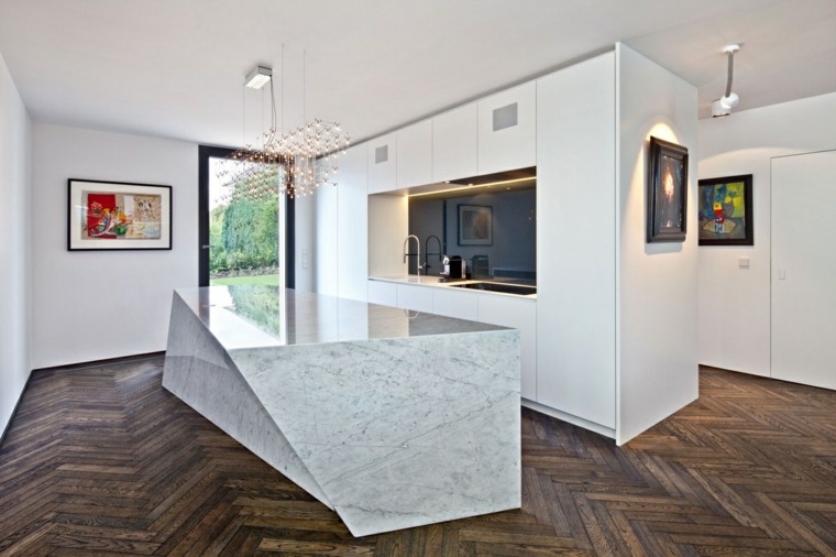 pavimento in marmo bianco della decorazione del parquet dell'isola della cucina