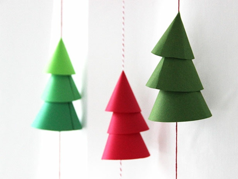 Ideja za dizajn božićnog drvca za izradu kartonskih ovjesa