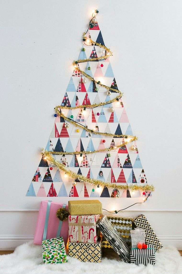 Kalėdų puošmena, kad pasidarytumėte įvairiaspalvę medžio sieną-eglę