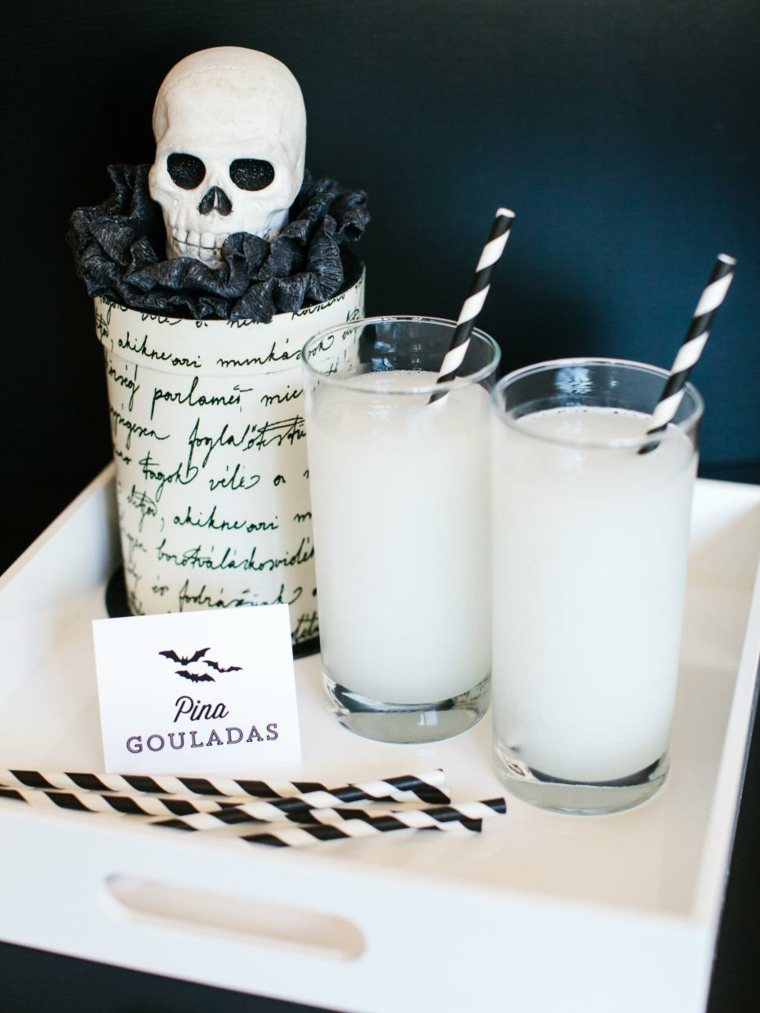 Cocktail di Halloween magia bianca pina gouladas
