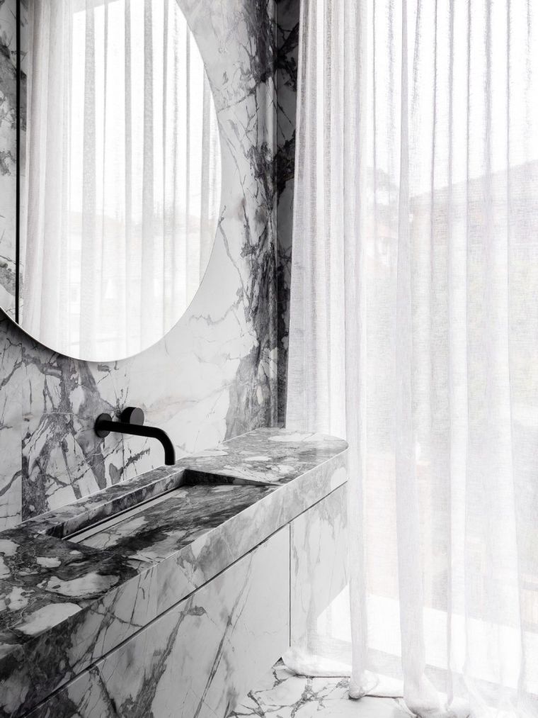 arredamento lavabo bagno in marmo