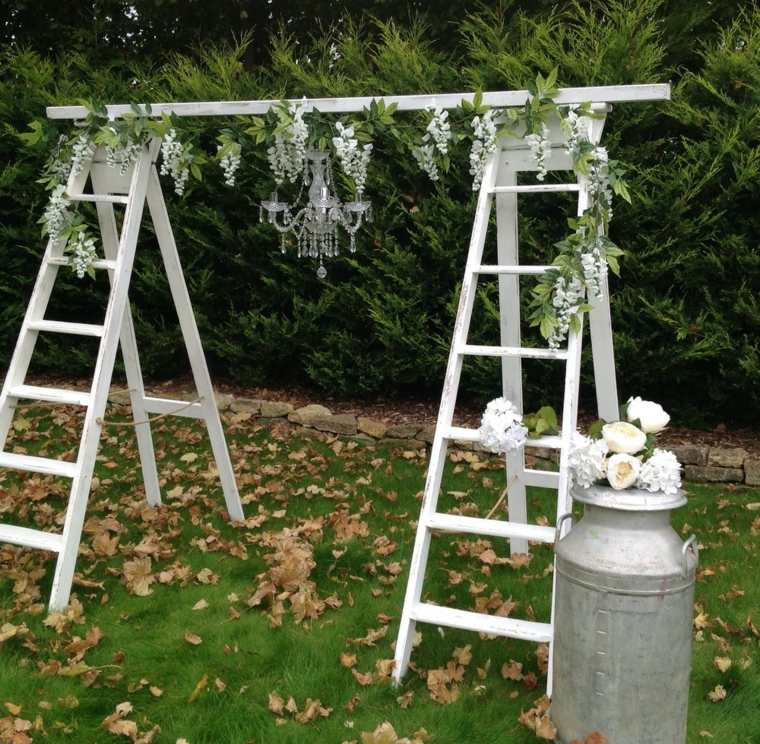 moderno-rustikalno-vjenčanje-deco-lampe-cvijeće-moderno
