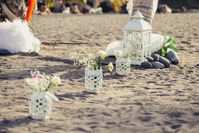 ビーチ-結婚式-デコ-海辺-地中海スタイル-海