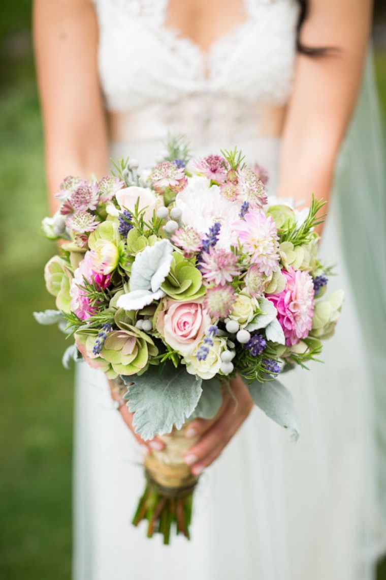 romantico-matrimonio-decorazione-matrimonio-bouquet-rose-colore-pastello-idea