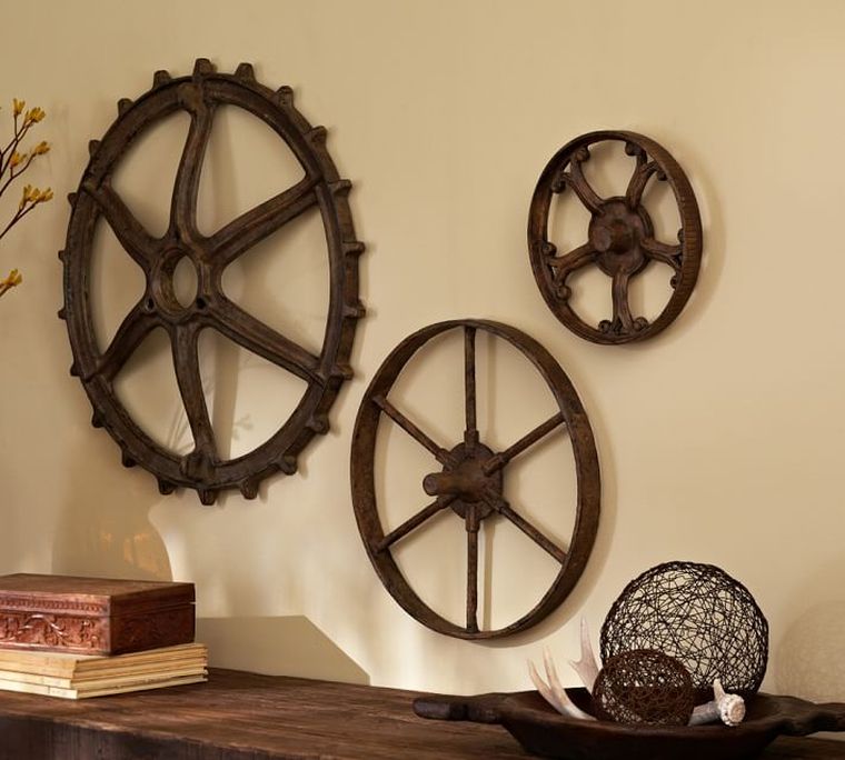 Deco-mural-metal-vintage-wheels-industrial-style-pottery-staja