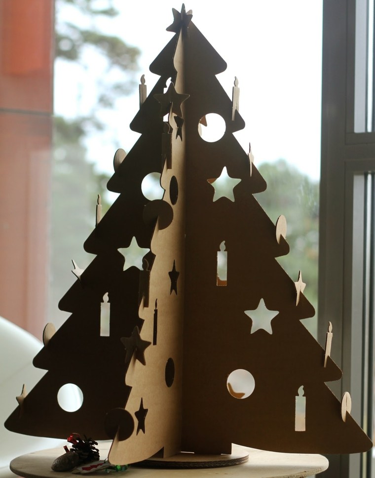 Karácsonyi tevékenységek mesterséges fák