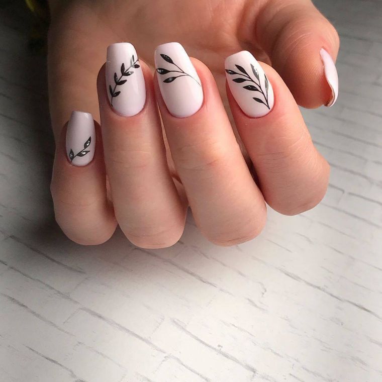 modello-deco-nails-trend-photo-idea