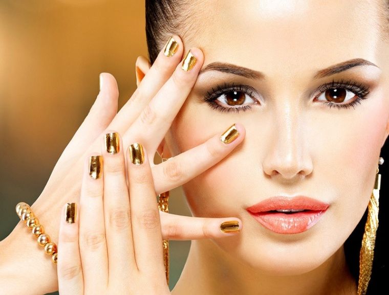 nail-gel-deco-winter-shadow-gold-idea-novogodišnja noć