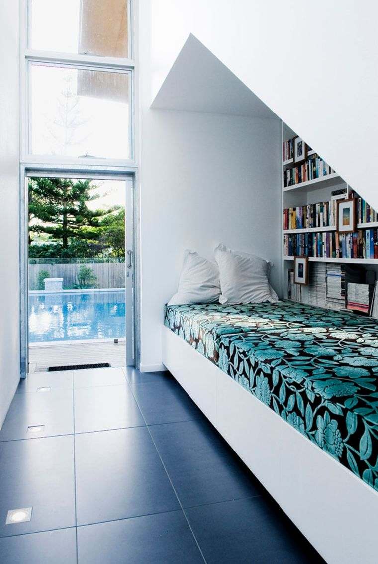 Idea-relax-layout-letto-piccolo-spazio