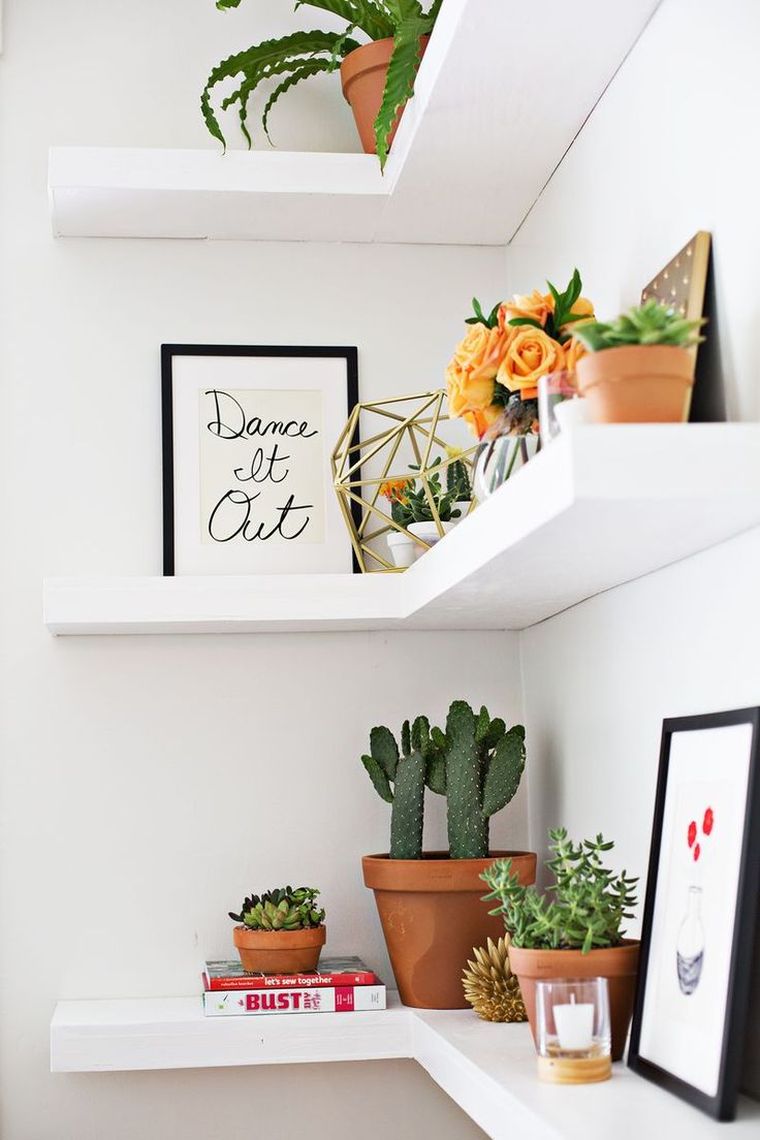 wall-decor-idea-small-space-empty-corner