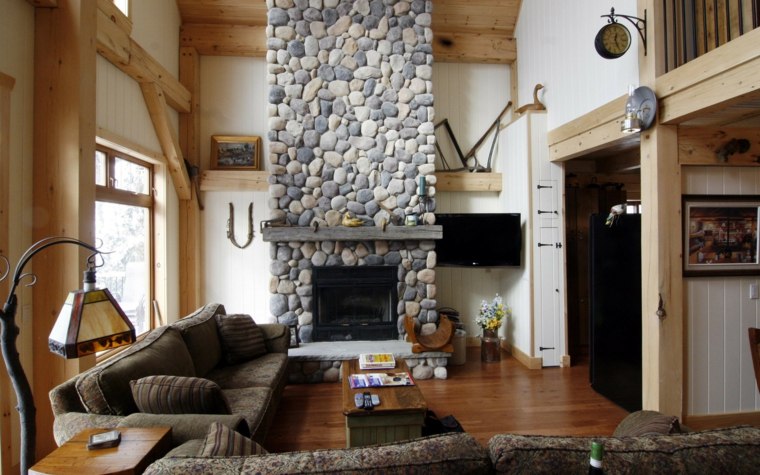 idee di decorazione in legno di pietra soggiorno country