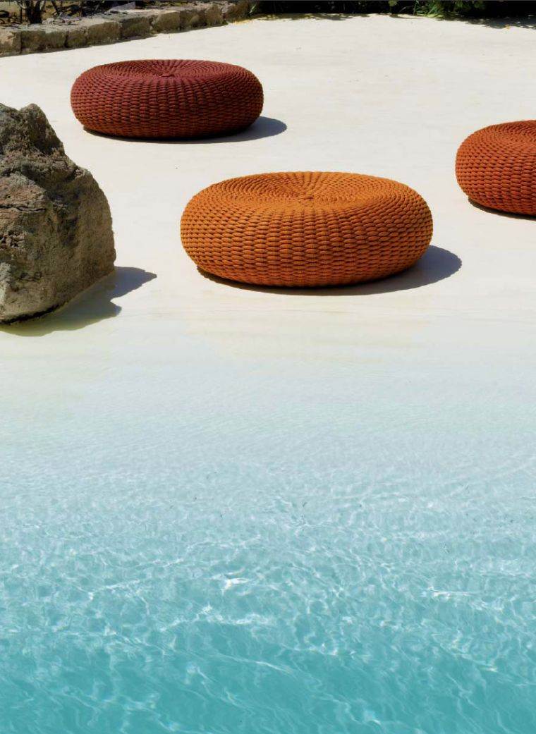 Pouf deco piscina paola lenti design pietre