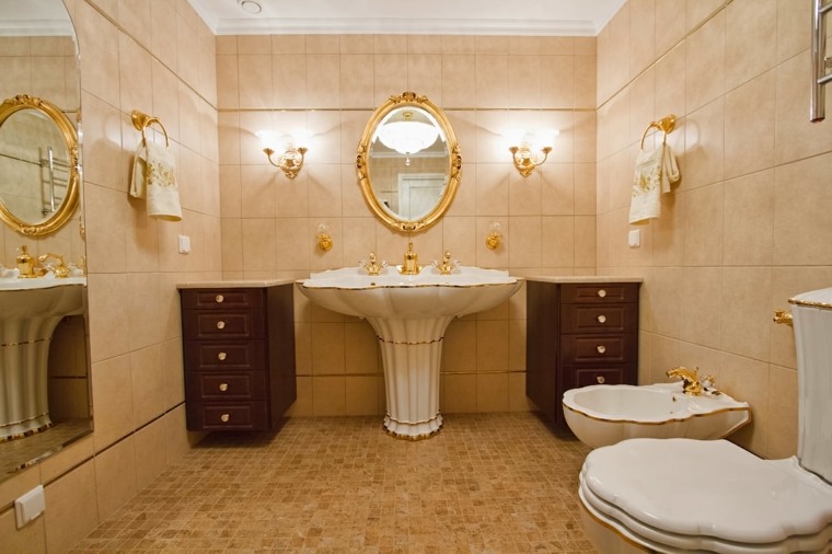 luksuzno barokno ogledalo za kupaonicu