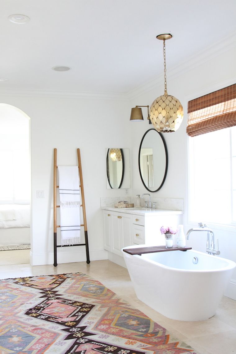 vonios kambario dekoro dizaino priedai grindų kilimėlio kopėčios baltos spalvos spalva