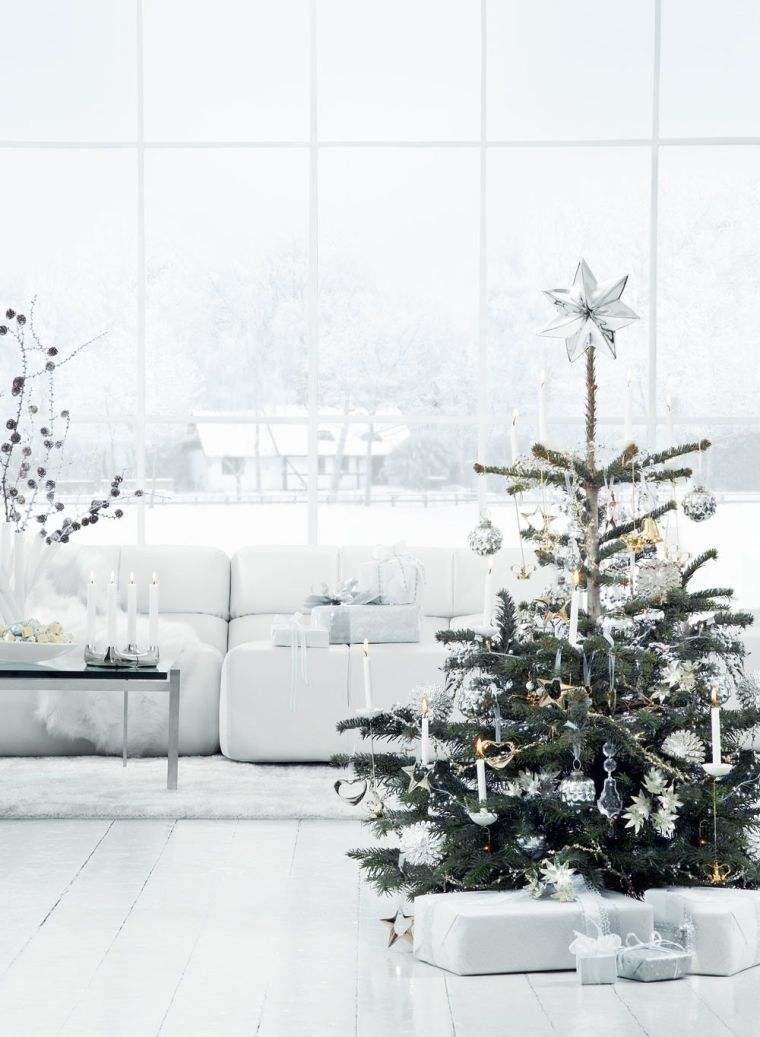 bijelo božićno drvce ukras zvijezda staklo privjesak svjetlo